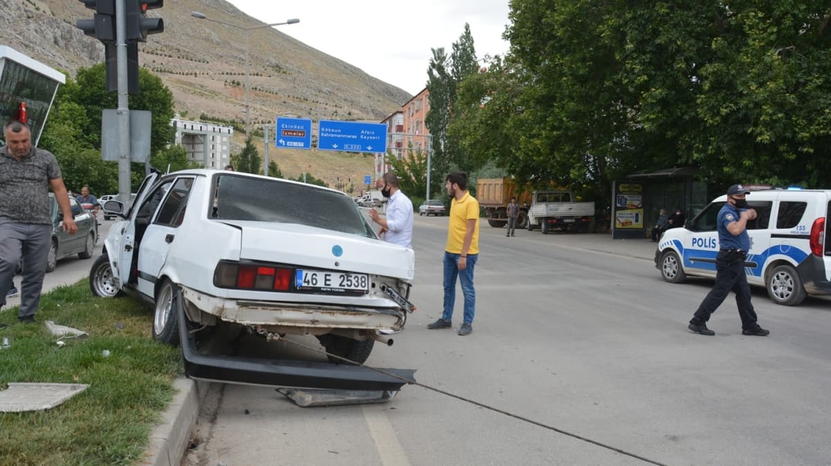 Kahramanmara'ta ambulans ile otomobil arpt: 6 yaral 