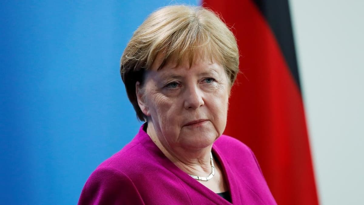 Merkel: AB liderleri kurtarma fonu mzakerelerini temmuz ortasna kadar srdrecek 