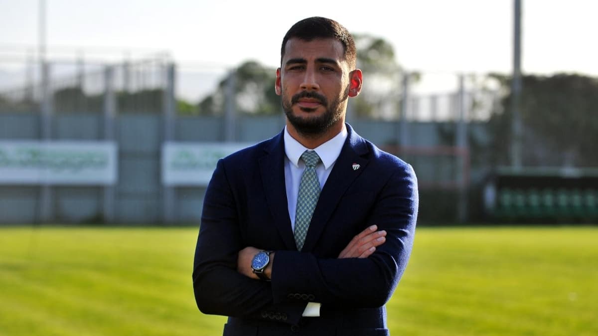 Bursaspor'dan ayrlan Seluk Erdoan'dan ok sert veda mesaj