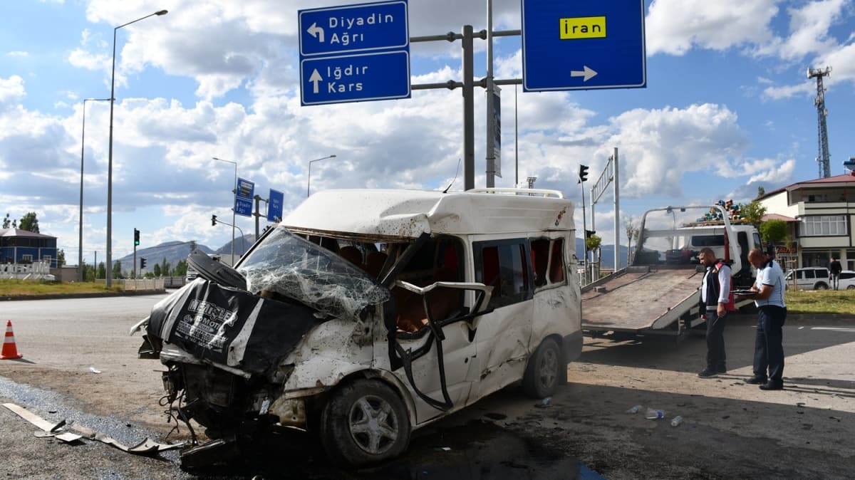 Ar'da zrhl askeri ara ile minibs arpt: 1 ar yaral