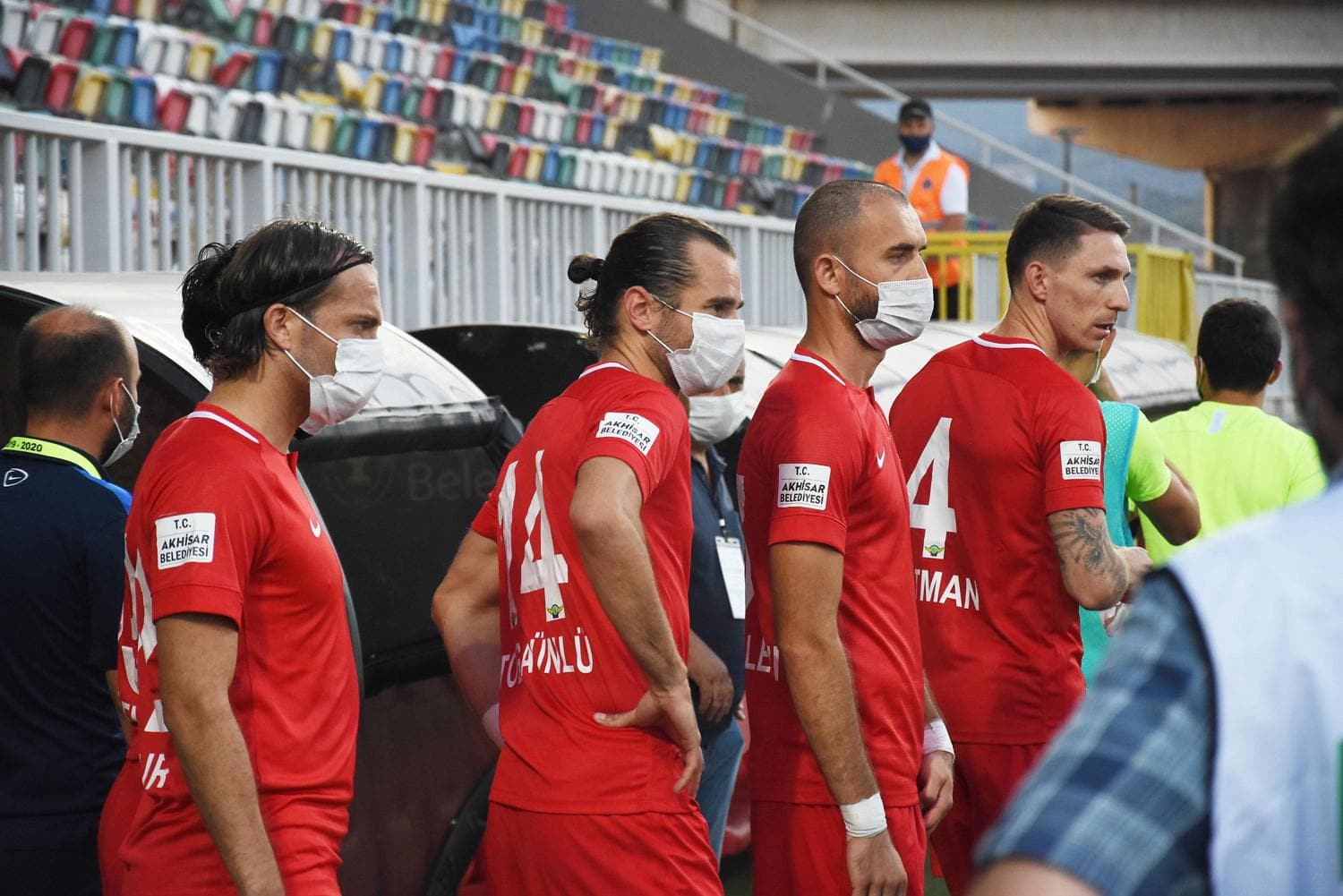 Akhisarspor'dan lige kabus gibi ba�lang��