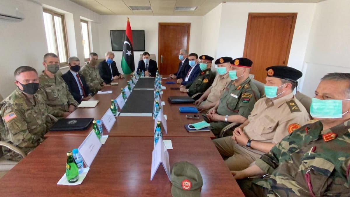 Libya'da kritik toplant: st dzey komutanlar katld