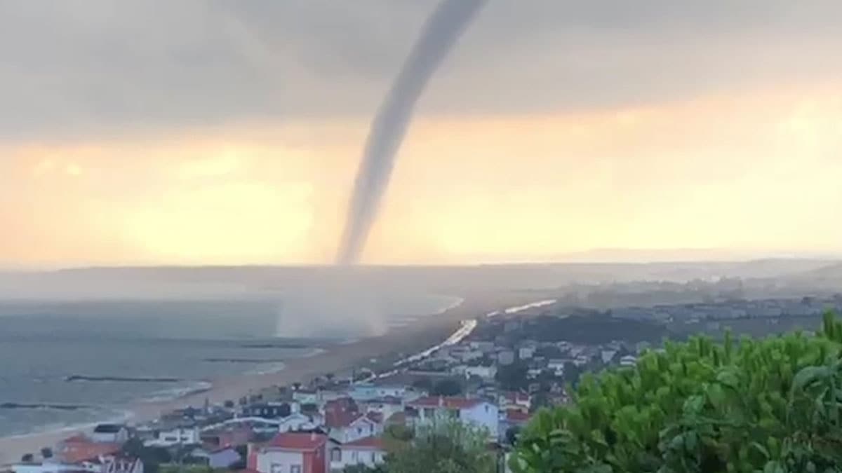 �stanbul'da hortum nerede ��kt�? Son dakika.. �stanbul'da hortum g�r�nt�leri