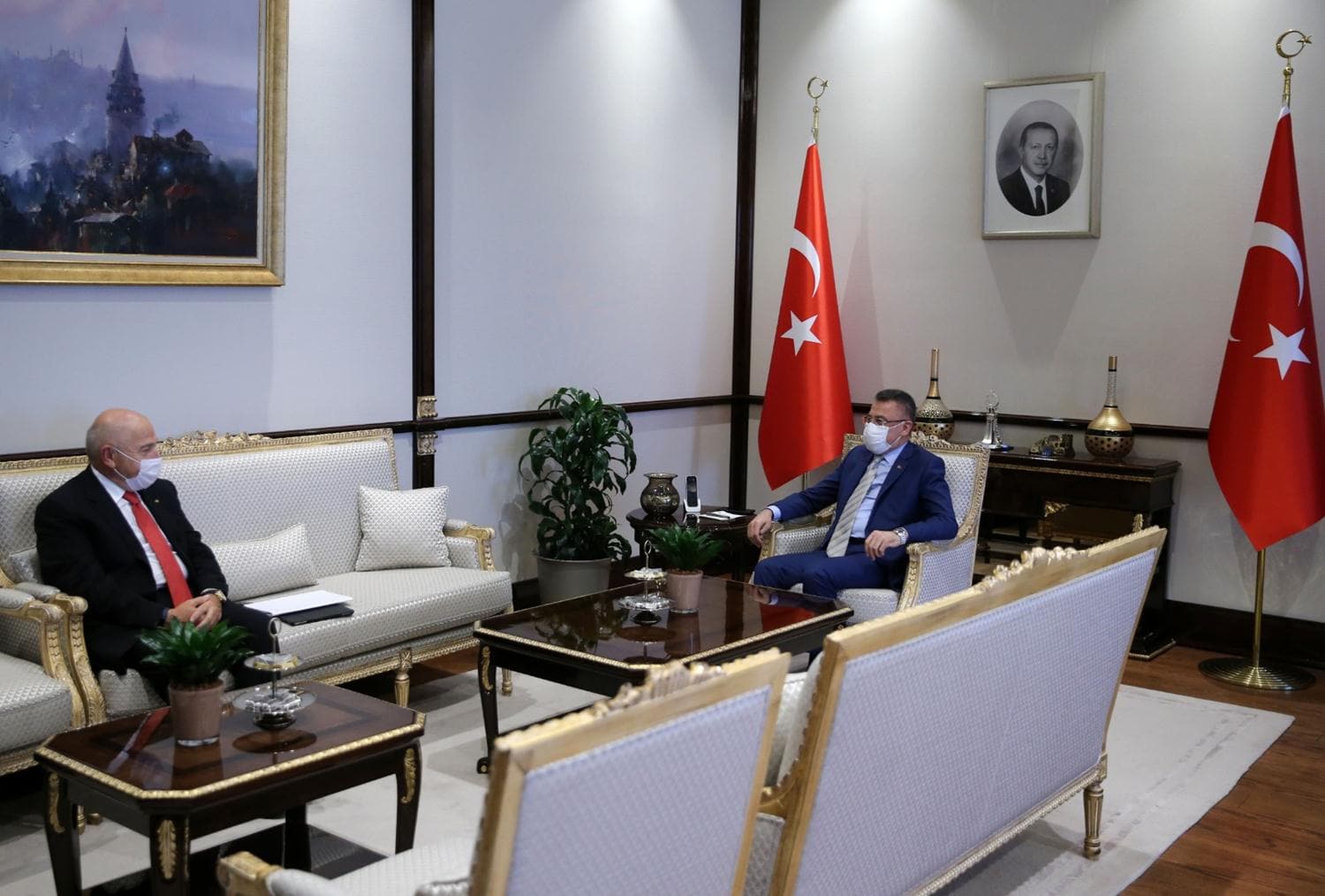 TFF Ba�kan� Nihat �zdemir, Cumhurba�kan� Yard�mc�s� Fuat Oktay'� ziyaret etti