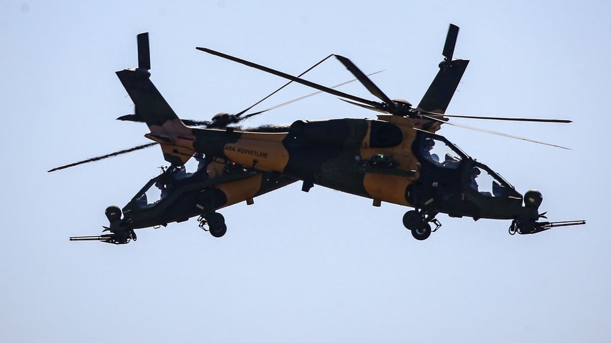 T129 ATAK Helikopterinin 57'ncisi, Kara Kuvvetleri Komutanl'na teslim edildi