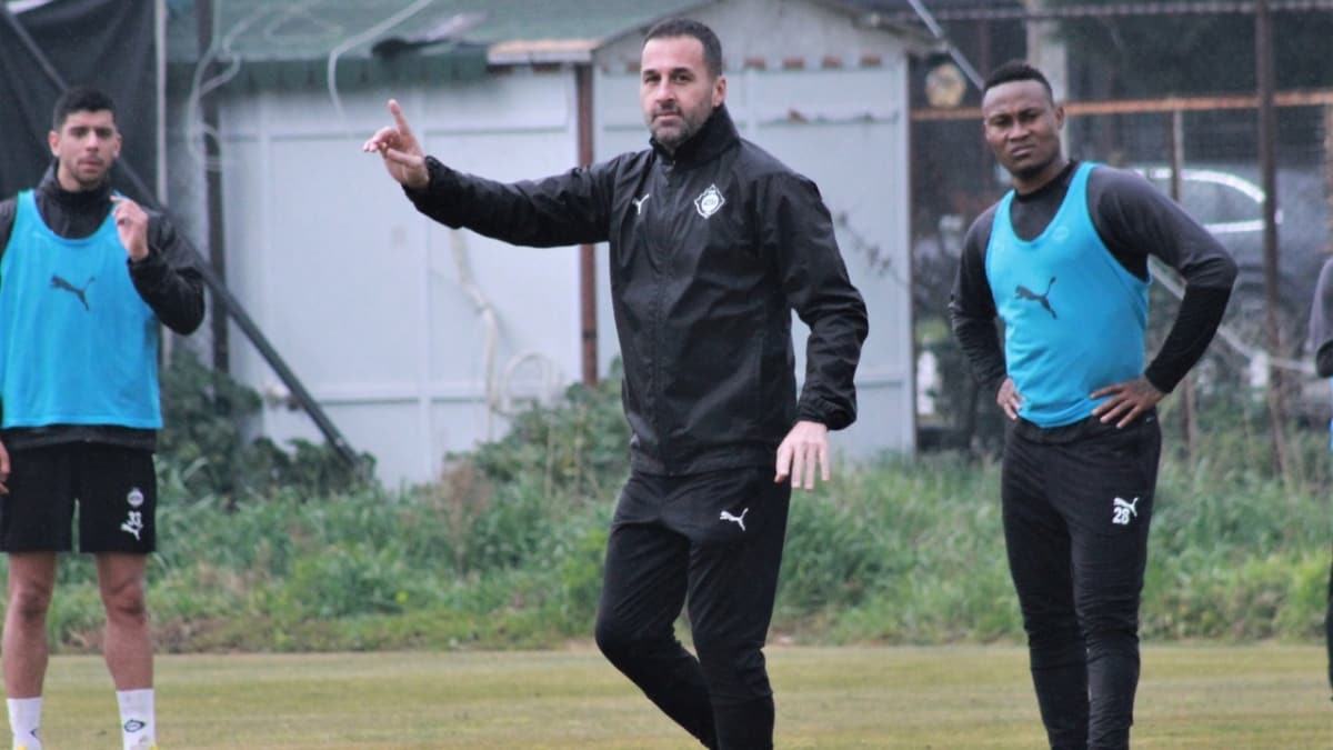 Altay'da sol beke iki aday