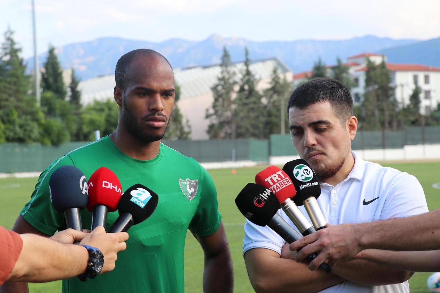 Denizlispor'un golc�s� Estupinan'dan transfer a��klamas�