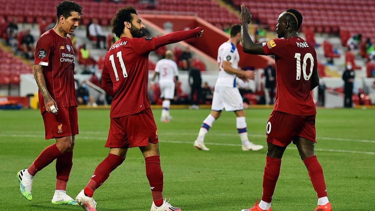 Liverpool 100 gol barajn gemeyi baard