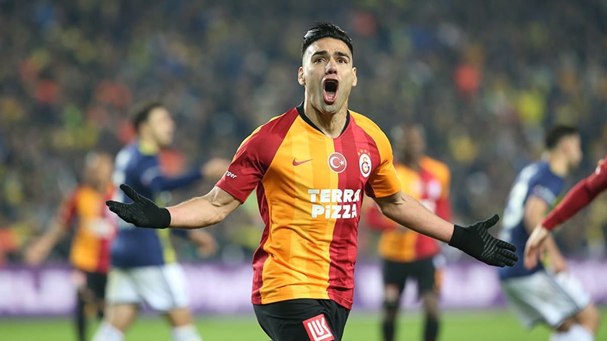 Falcao i�in fla� s�zler! 'Kadromuza katmak istiyoruz, geri gelebilir'