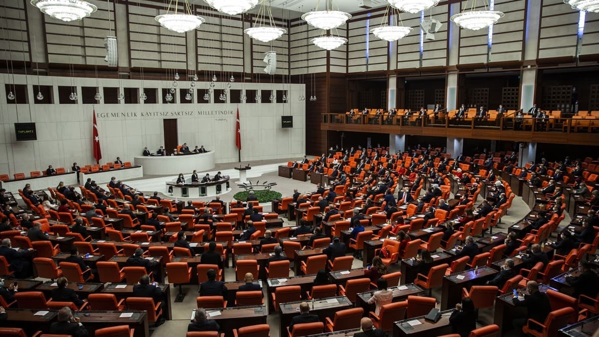 HDP'li 3 milletvekilinin koronavirs testi pozitif kt