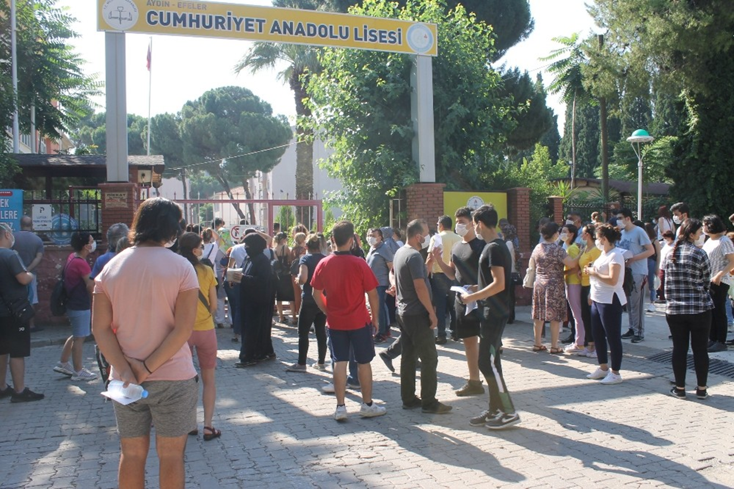 YKS'nin ilk oturumu TYT sona erdi