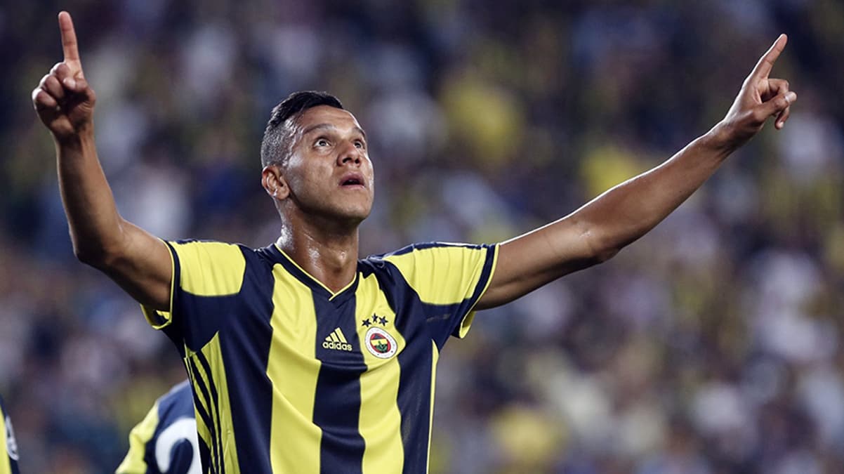 Fenerbah�e'nin eski y�ld�z�nda koronavir�s ��kt�