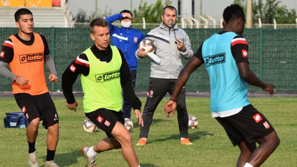 Bal�kesirspor'da Hodzic kadro d��� b�rak�ld�