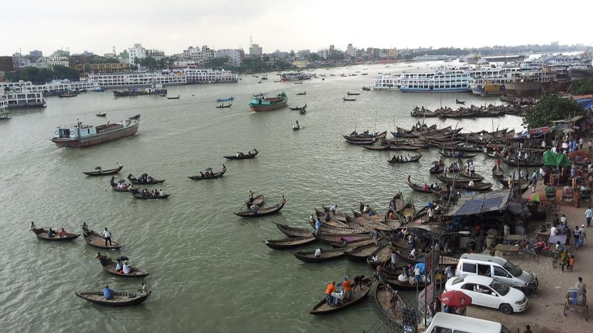 Banglade'te feribot kazas: 23 kii hayatn kaybetti