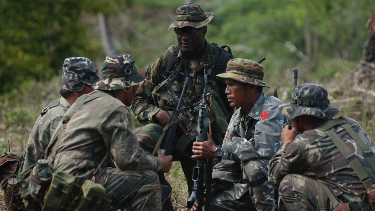 Filipinler'de sulu sanlan 4 asker vurularak ldrld 
