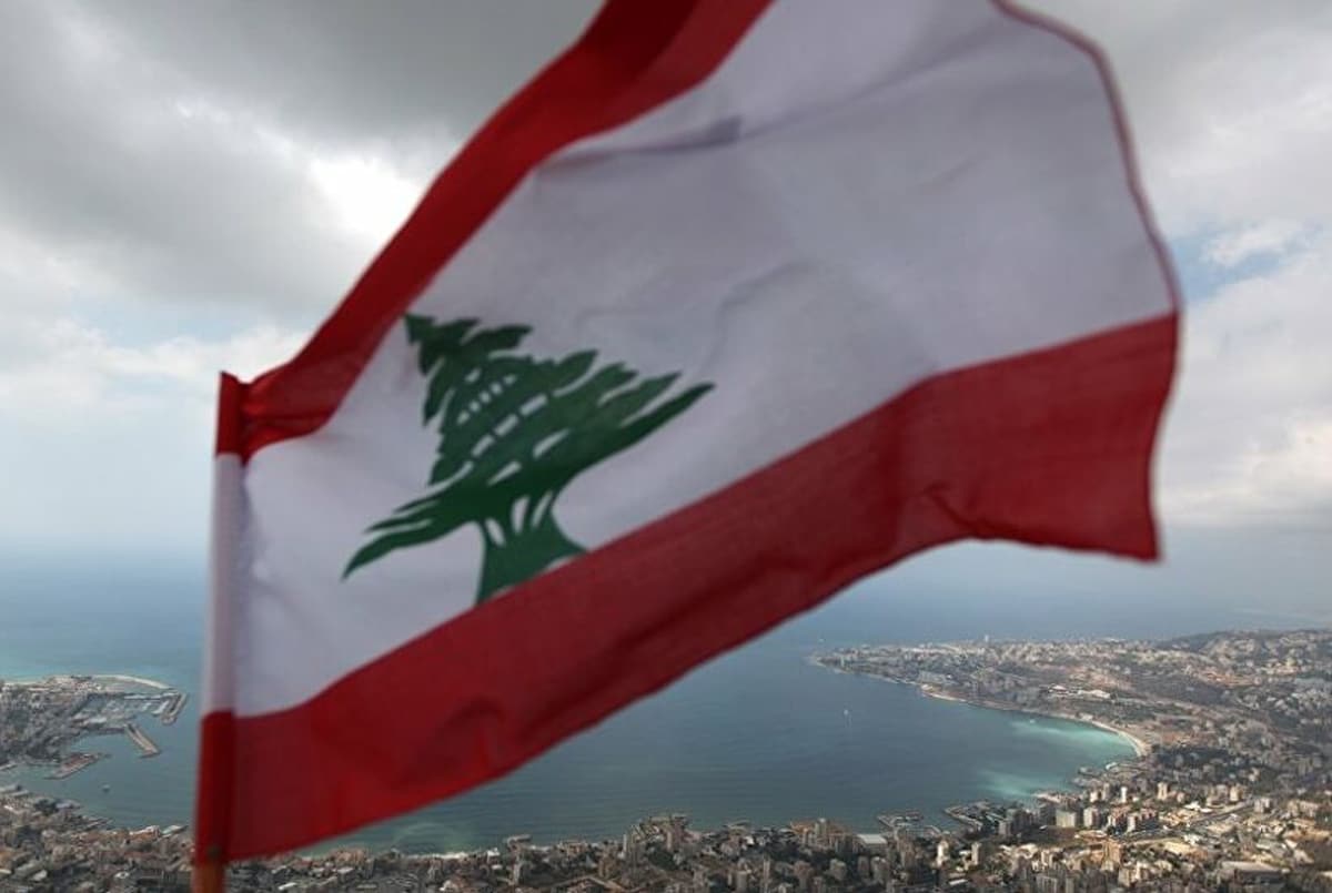 ABD'nin Beyrut B�y�kel�isi ile r�portaj yap�lmas�n� yasaklayan L�bnanl� hakim istifa etti