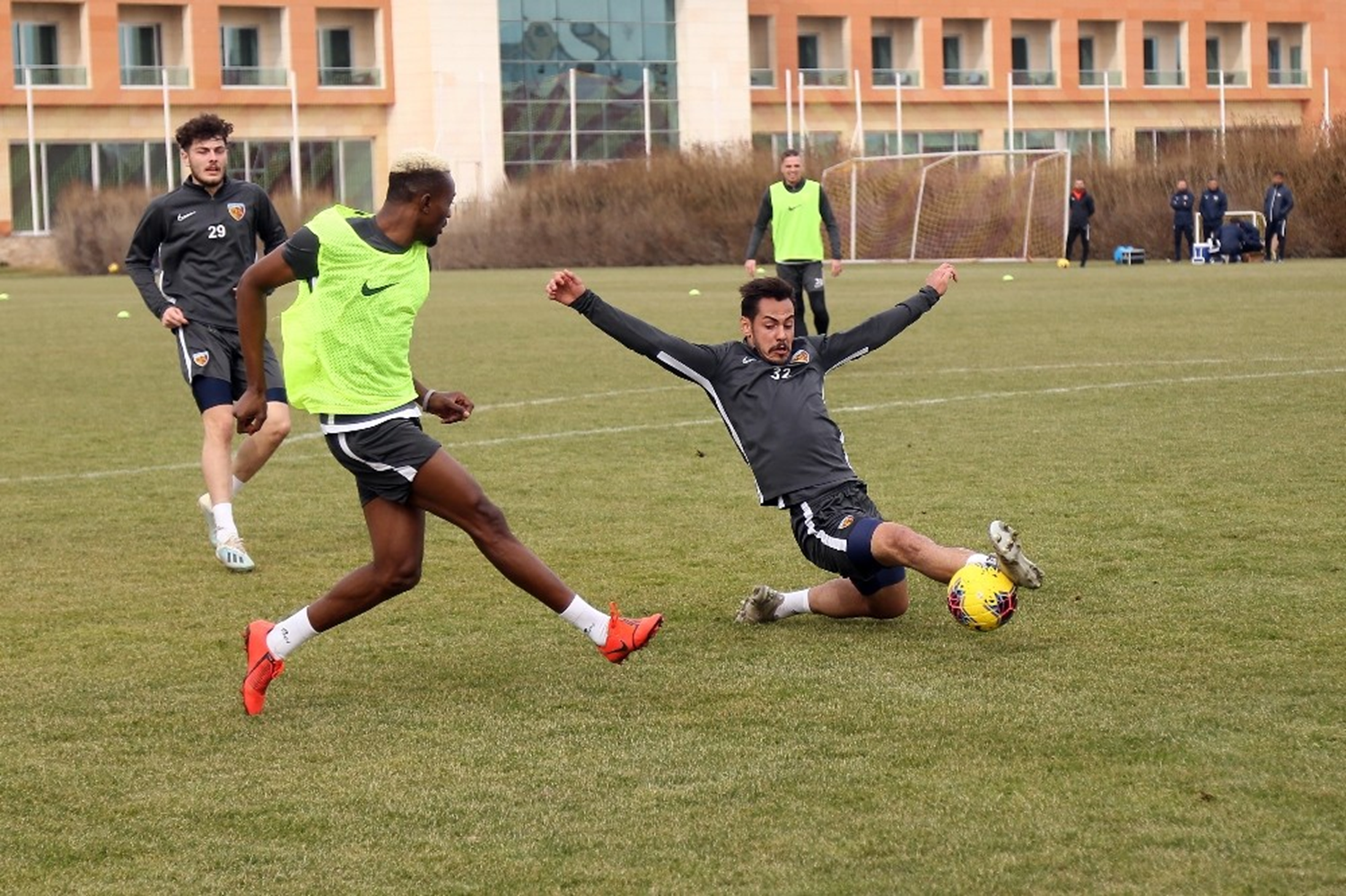 Be�ikta� ma�� �ncesi Kayserispor'da iki eksik