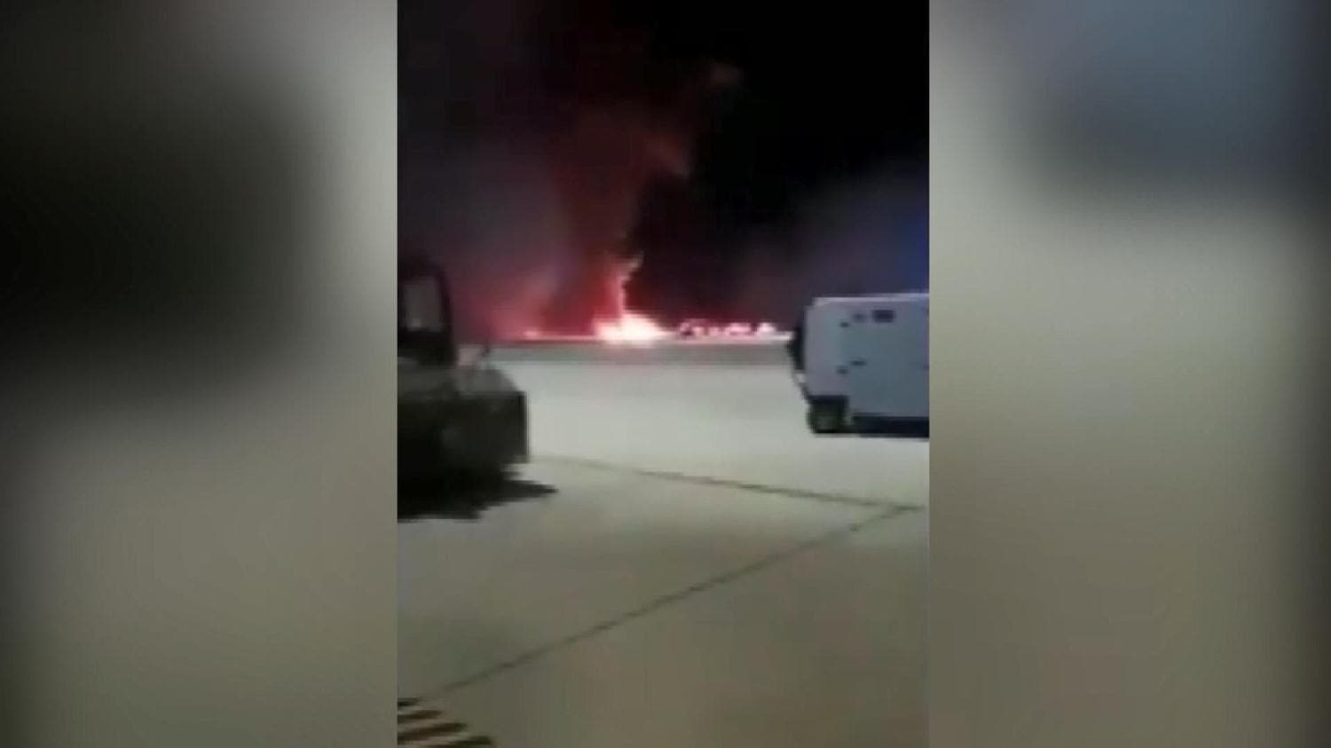 ABD'de e�itim u�u�u yapan F-16 sava� u�a�� d��t�