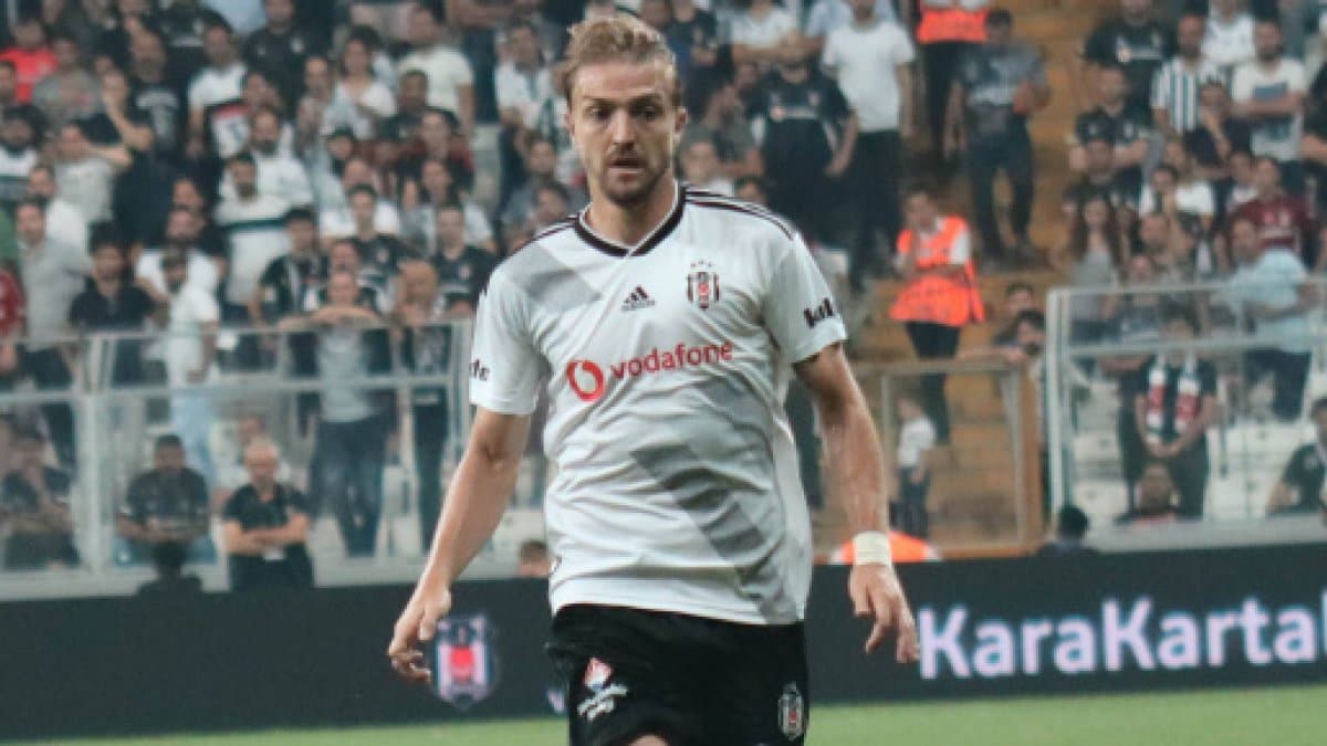 Fenerbah�e'ye transferi yatt�!