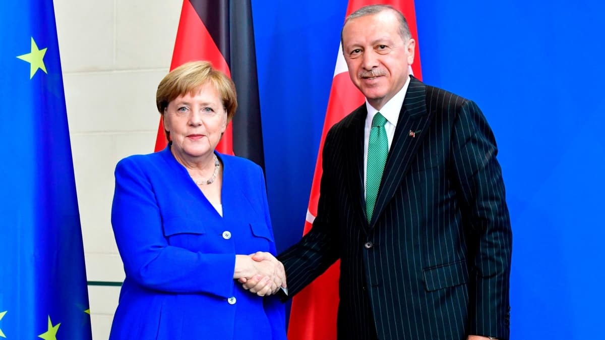 Cumhurbakan Erdoan Merkel ile grt 