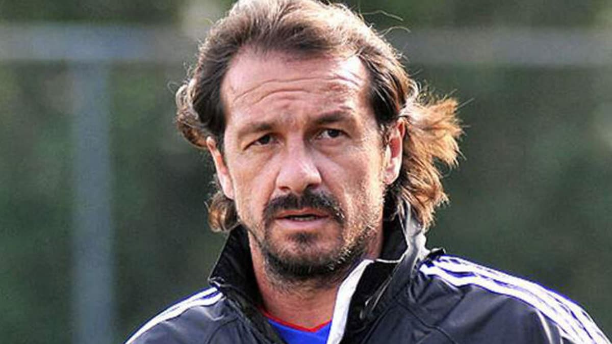 Yusuf �im�ek g�revinden istifa etti!