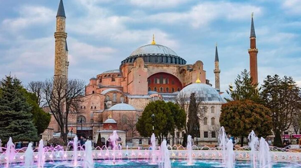 Tarihi g�n geldi! G�zler Dan��tay'da!