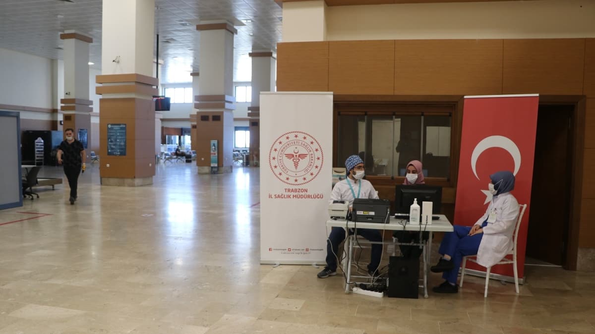 Trabzon Havaliman'nda koronavirs test merkezi kuruldu 