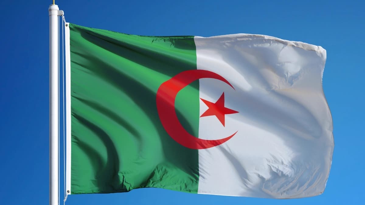 Cezayir yeni Genelkurmay Bakan Said angariha oldu