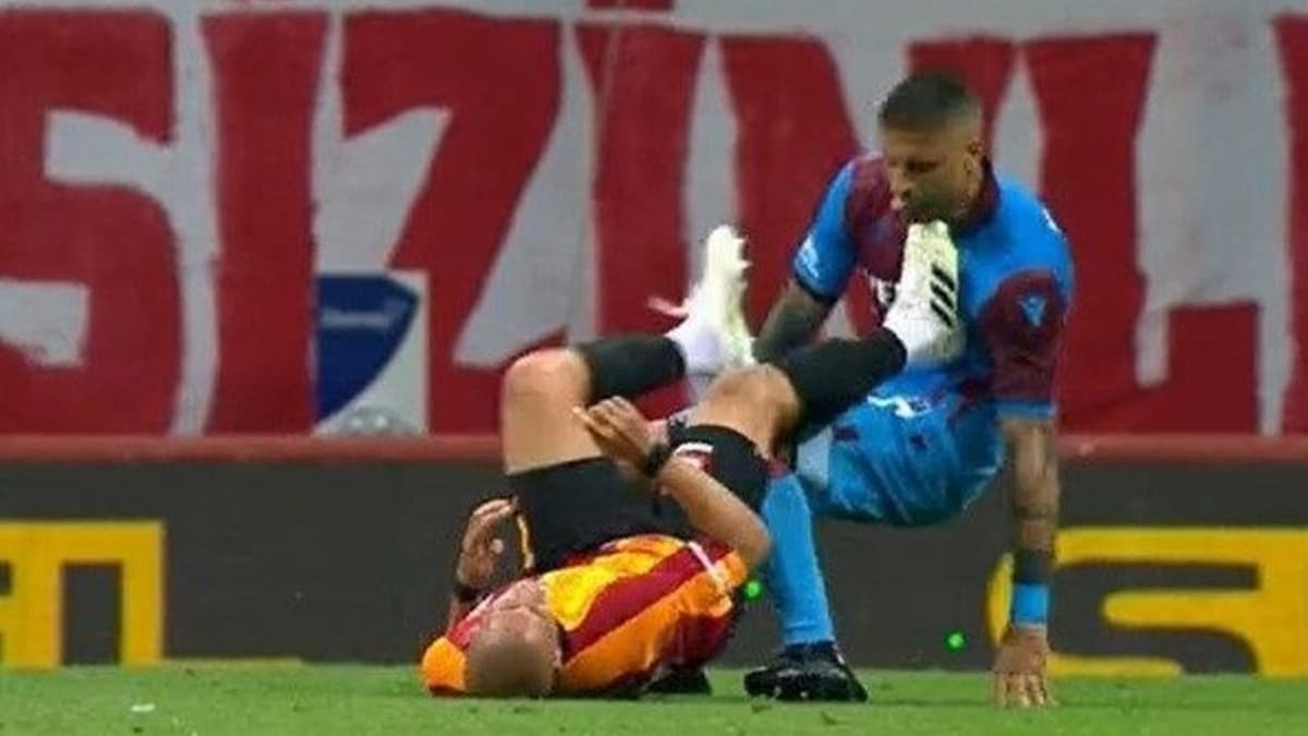 Erman Torolu: ''Feghouli'yi Galatasaray'dan gnderin''