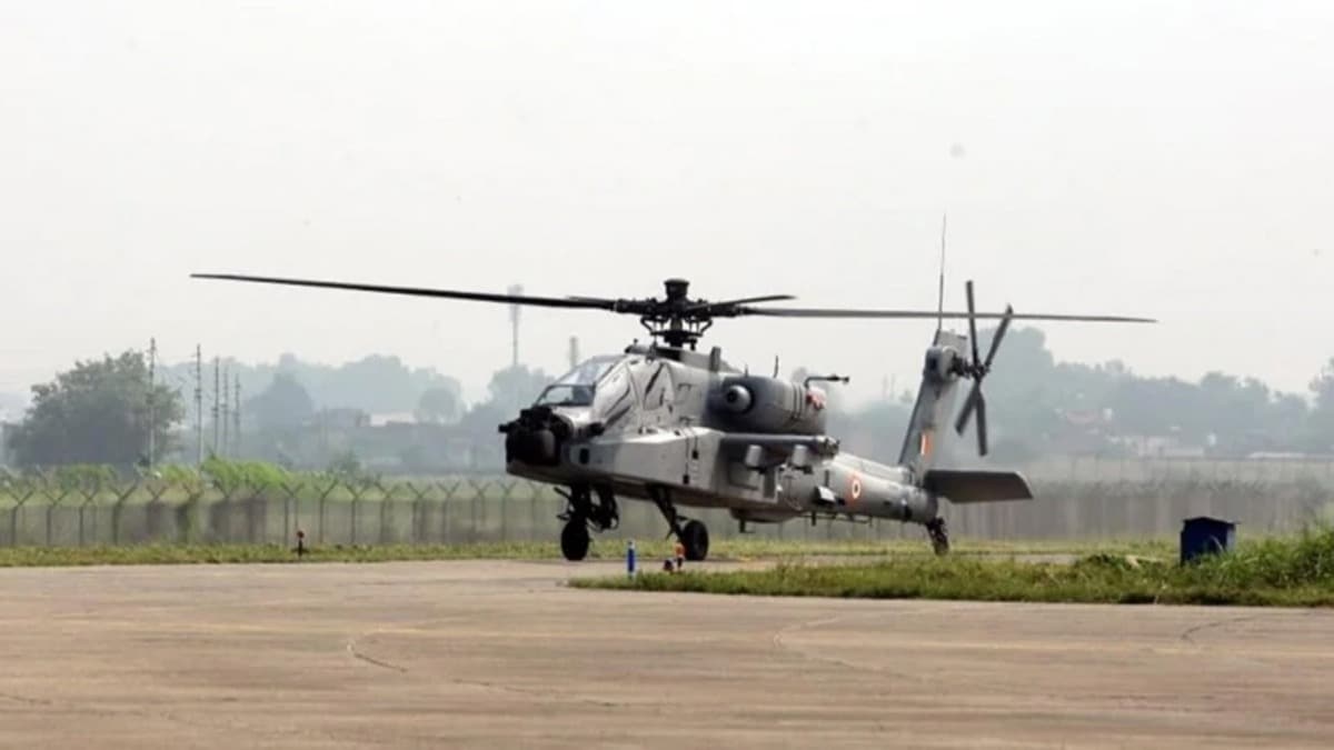 Hindistan ve in arasnda gerilim hat safhada! Askeri ssnden sava uaklar ve taarruz helikopterleri havaland