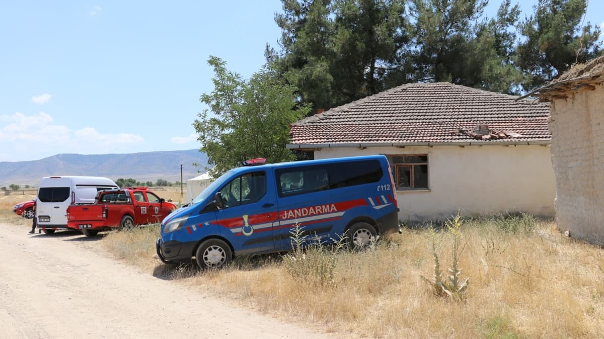 7 yldr haber alnamyordu! Kemikleri kuzenine ait evin yaknndaki su kuyusundan kt 