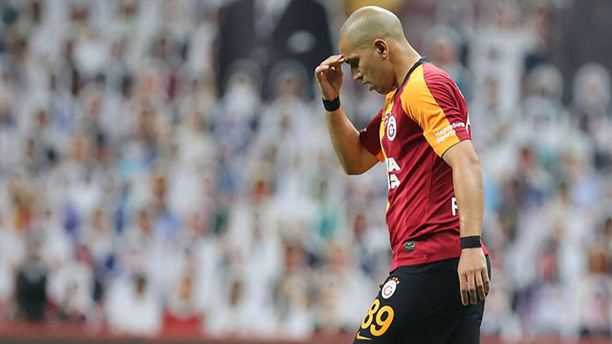 Feghouli: ''Hatalym ve sorumluluu alyorum''