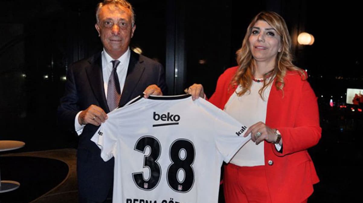 'Mensah'�n transferi i�in g�r��t�k'