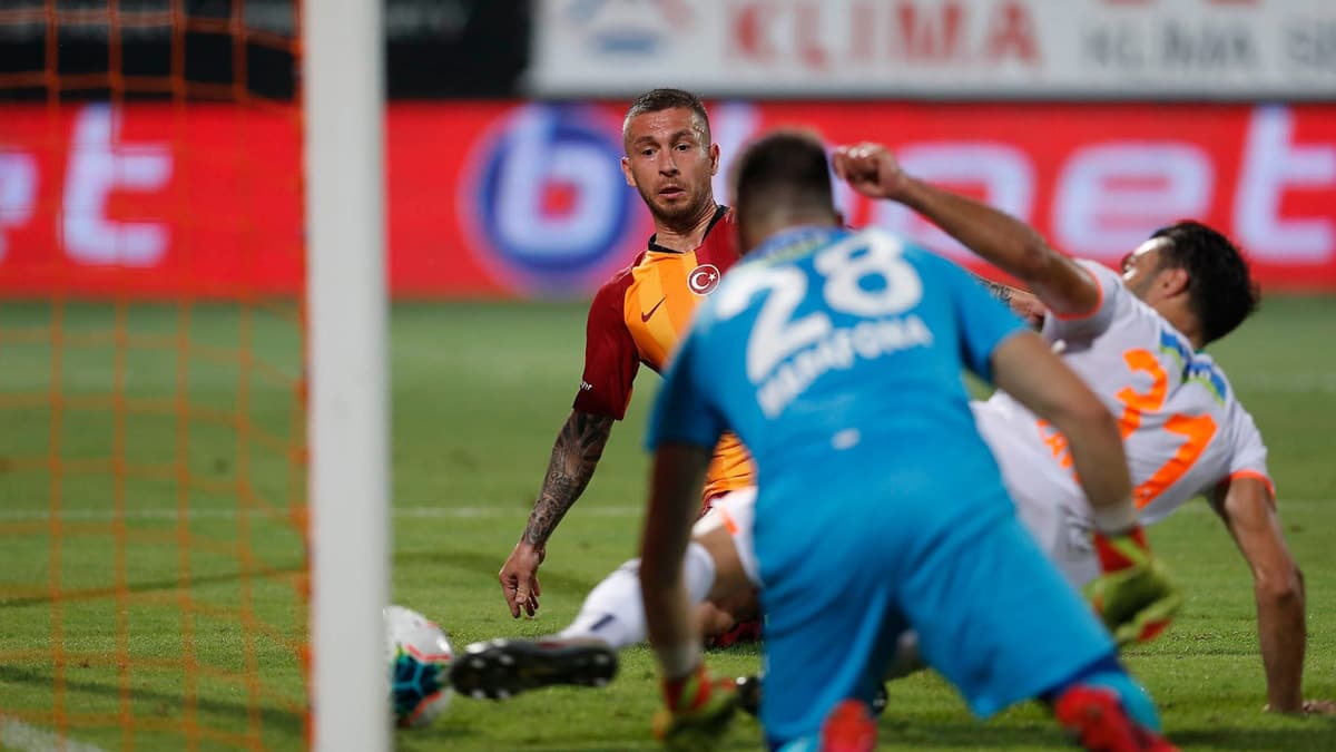 '�z�r diliyoruz'