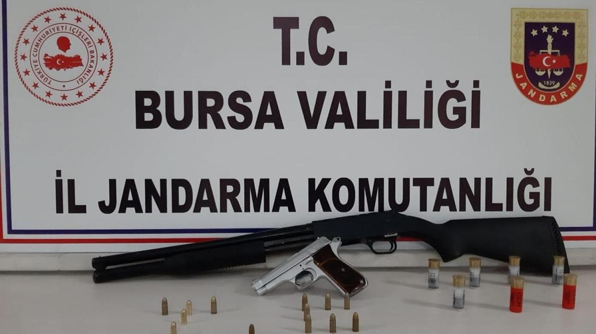 Bursa'da silah kaaklarna operasyon: 7 gzalt