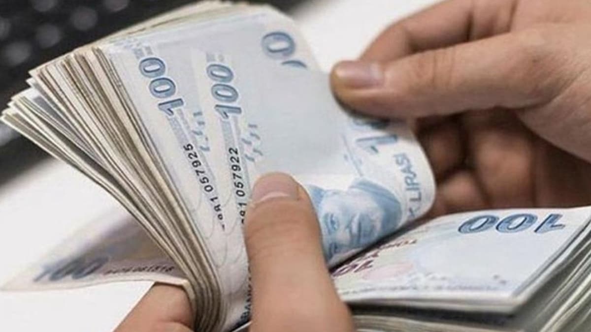 PTT'den emeklilere b�y�k m�jde! 80 bin TL'ye kadar uygun faizli kredi verecek