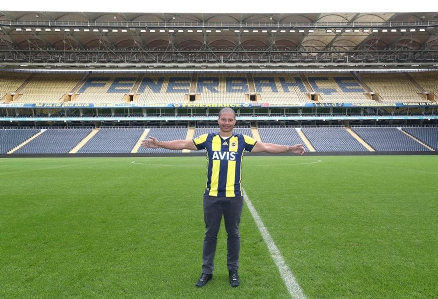 Alex de Souza �stanbul'a geliyor