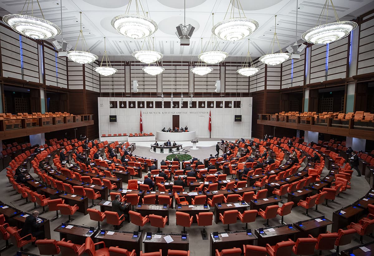 Meclis Ba�kanl�k Divan� �yelikleri i�in yap�lan se�ime dair kararlar Resmi Gazete'de yay�mland�