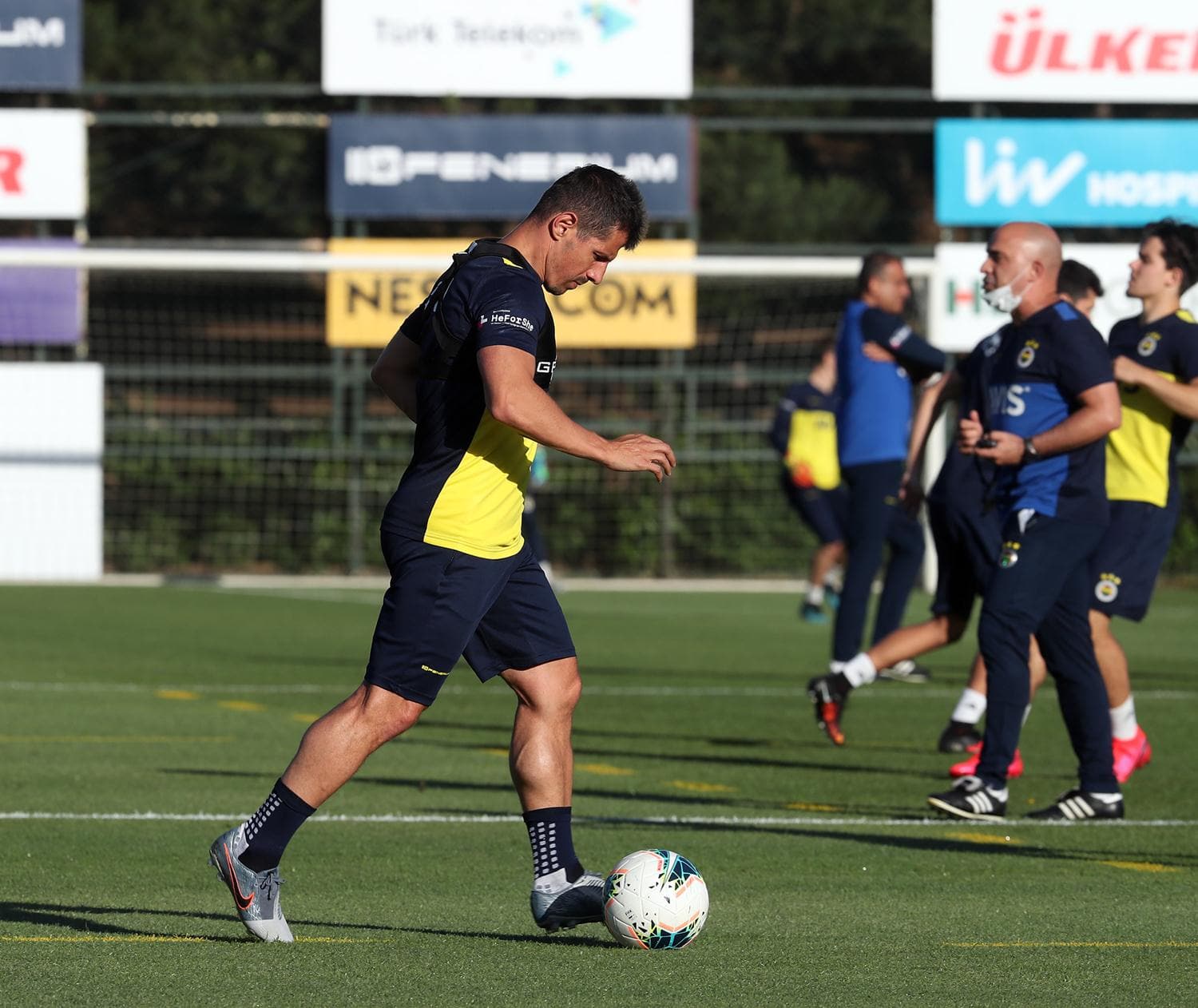 Fenerbah�e'de Sivasspor haz�rl�klar� devam ediyor