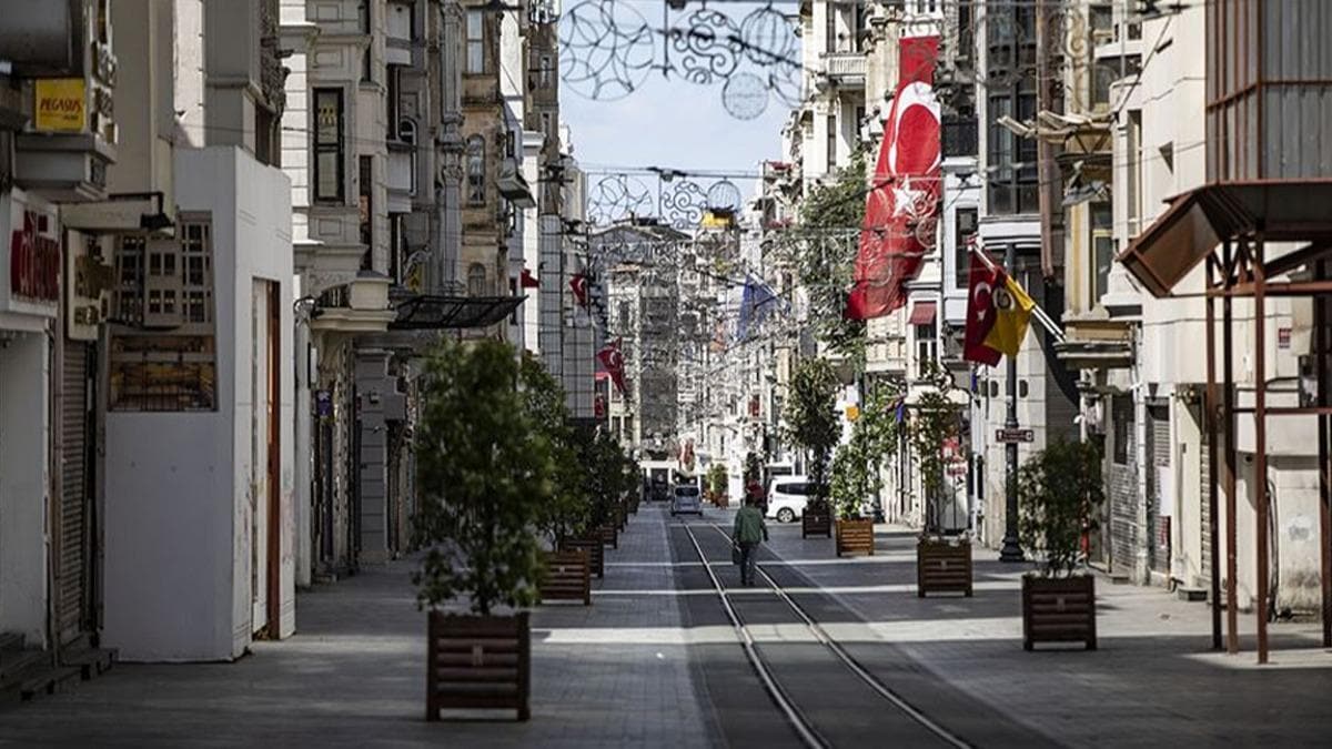 Kurban Bayram'nda sokaa kma kstlamas olacak m? Bilim Kurulu yesi Prof. Dr. Tevfik zl cevap verdi