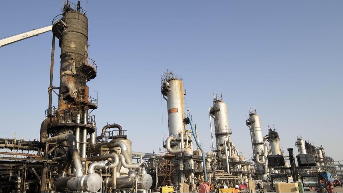 Libya'da petrol retimi yeniden balyor 