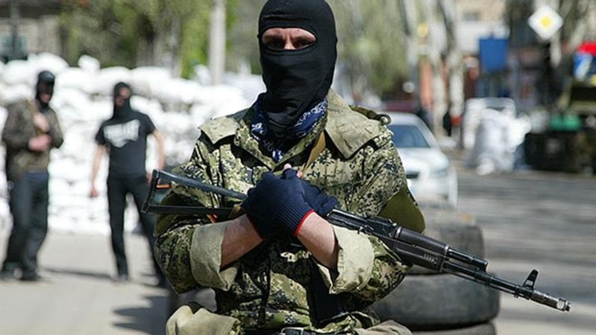 Rusya yanls ayrlklarn saldrlar sonucu 1 Ukrayna askeri ld