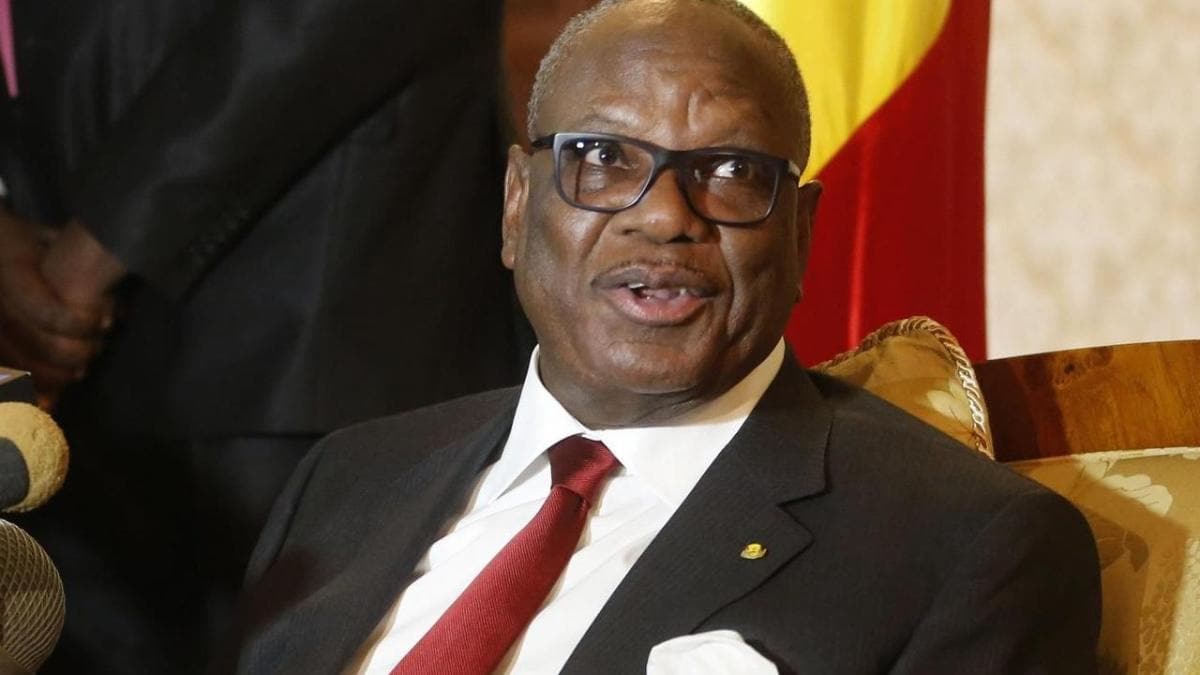 Mali Cumhurbakan Keita, Anayasa Mahkemesini feshettiini aklad 