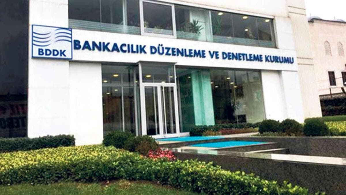 Gelen ikayetleri dikkate alan BDDK, onlarca bankaya yaklak 330 milyon TL ceza kesti