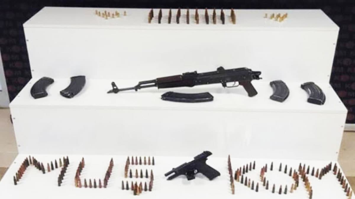 16 ilde 'ehliyet s�nav�' operasyonu: Bir ki�i 20 ki�inin yerine s�nava girmi�