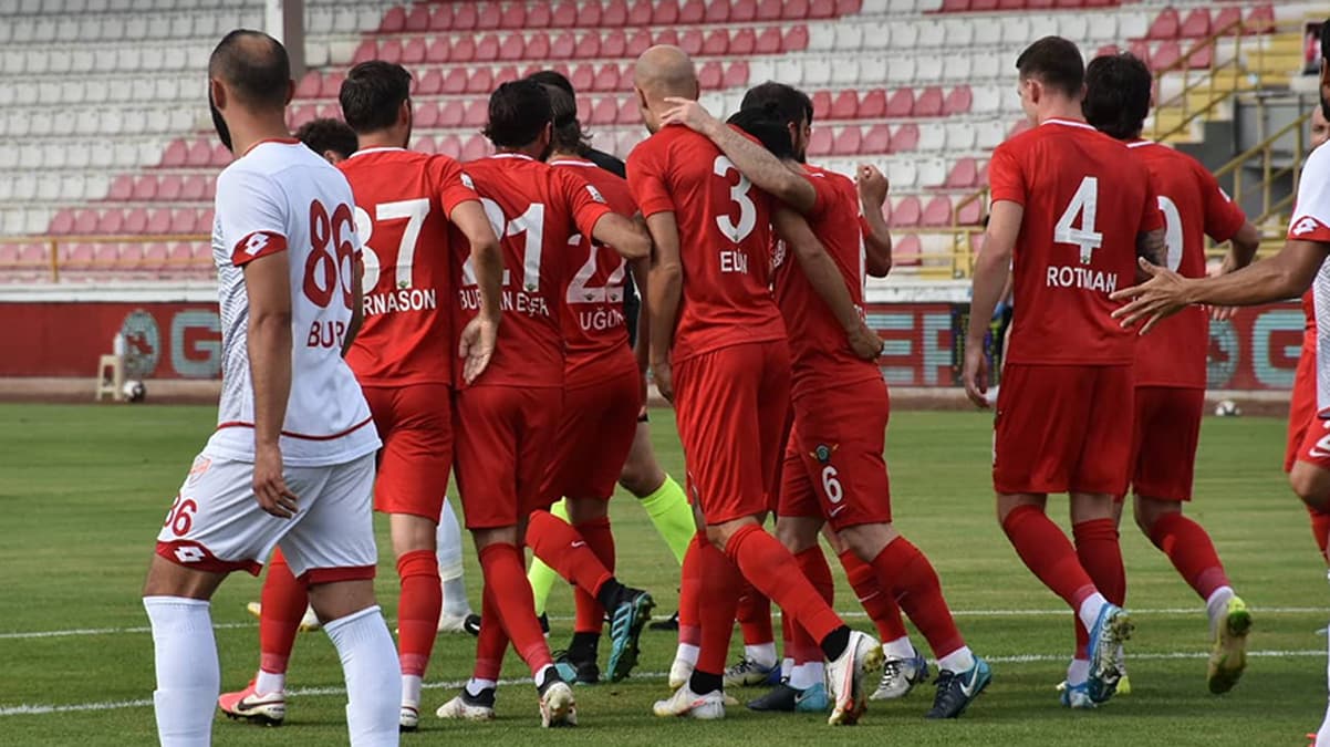 Y�lmaz Vural: 'Ci�eri yan�yor insan�n'