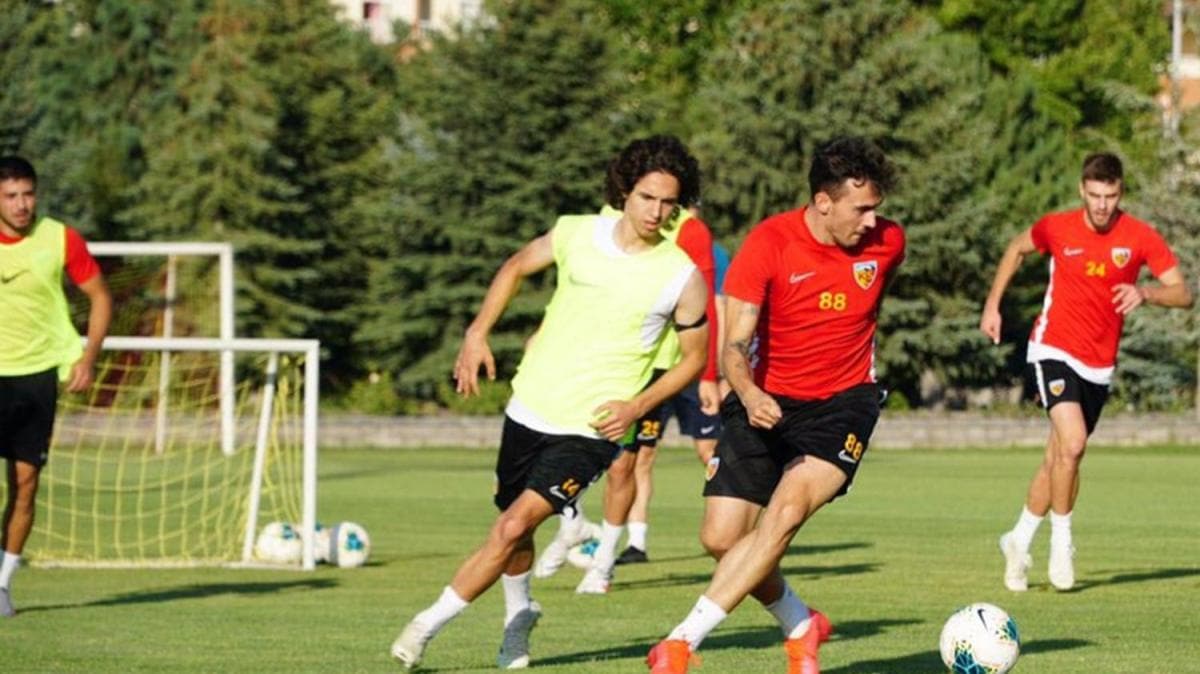 Kayserispor'da Baakehir mesaisi