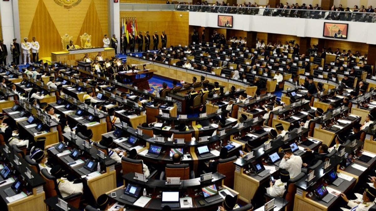 Parlamento'dan Malezya hkmetine 'srail'e kar hamle yap' ars