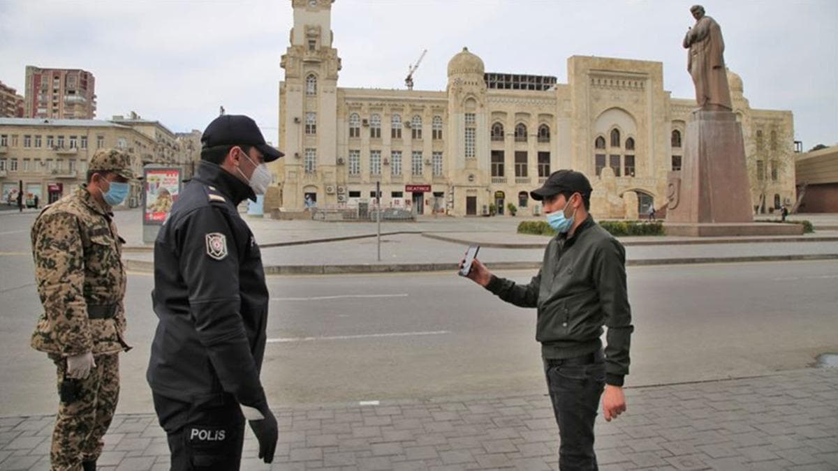 Azerbaycan'da karantina sresi 31 Austos'a kadar uzatld
