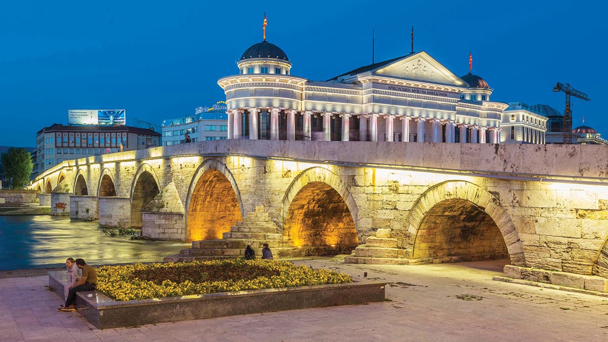 F�r�ze kubbelerle yaln�z bizim �ehrimizdi o